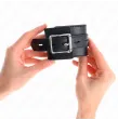 KINK - WRIST RESTRAINTS BLACK WITH BLACK BELT ADJUSTABLE 17-28 CM X 6 CM