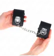 KINK - MUÑEQUERAS FIJAS CON CADENA 30 CM Y CIERRE CANDADO NEGRO AJUSTABLE 16-23 CM X 5.5 CM