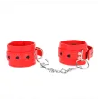 KINK - ROTE HANDGELENKSFESSELN MIT SCHWARZER HERZEINLAGE, VERSTELLBAR 21-28 CM X 5,5 CM
