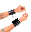 KINK - PUNK HANDGELENKFESSELN MIT SPIKES 25 X 6 CM