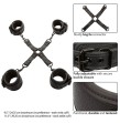 CALEXOTICS - NOCTURNAL CONNETTORE HOG TIE CUERO REGOLABILE NERO CALEXOTICS - NOCTURNAL CONNETTORE HOG TIE CUERO REGOLABILE NERO