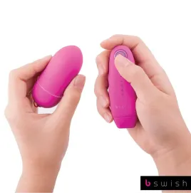 B SWISH - TÉLÉCOMMANDE ROSE CLASSIQUE BNAUGHTY UNLEASHED