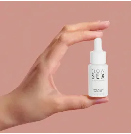BIJOUX INDISCRETS - SLOW SEX ACEITE SEXO ORAL CON CBD 15 ML