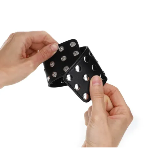 KINK - APPAREILS DE RETENUE POIGNETS AVEC FERMETURE PRESSION PLEINE DE RIVETS NOIR AJUSTABLE 19-24 CM X 5,5 CM