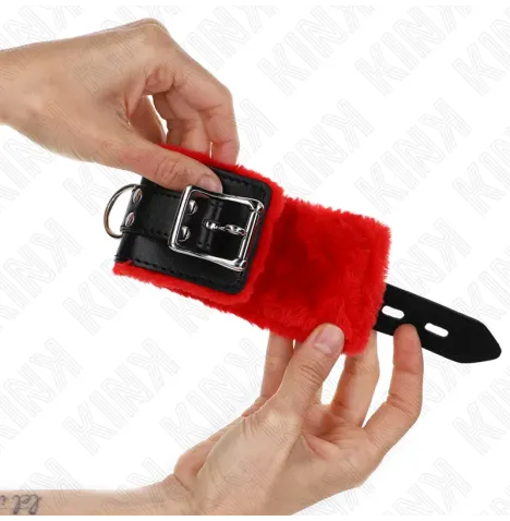 KINK - FUR LINED WRIST RESTRAINTS WITH SQUARE HOLES RED AND BLACK BELT ADJUSTABLE 17-29 CM X 6 CM