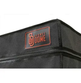 SECRET DOME – KINK CLUB CABINA BUKKAKE SCHWARZ and ROT