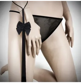 BIJOUX INDISCRETS - LILLY FRINGED WHIP