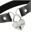 COQUETTE CHIC DESIRE - COLLANA IN PELLE VEGANA CON ACCESSORIO CUORE CON CHIAVE COQUETTE CHIC DESIRE - COLLANA IN PELLE VEGANA CON ACCESSORIO CUORE CON CHIAVE