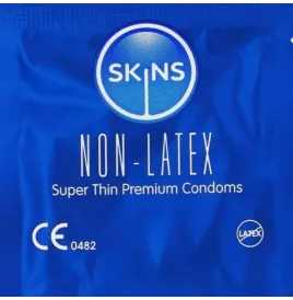 SKINS - LOT DE 4 PRÉSERVATIFS SANS LATEX