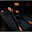 FETISH SUBMISSIVE - ENSEMBLE DE MENOTTES ET LIENS AVEC DOUBLURE EN NOPRÈNE FETISH SUBMISSIVE - ENSEMBLE DE MENOTTES ET LIENS AVEC DOUBLURE EN NOPRÈNE
