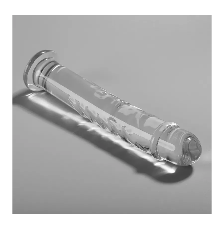 NEBULA SERIES BY IBIZA - MODELLO 16 DILDO IN VETRO BOROSILICATO TRASPARENTE 18.5 CM -O- 3 CM NEBULA SERIES BY IBIZA - MODELLO 16 DILDO IN VETRO BOROSILICATO TRASPARENTE 18.5 CM -O- 3 CM
